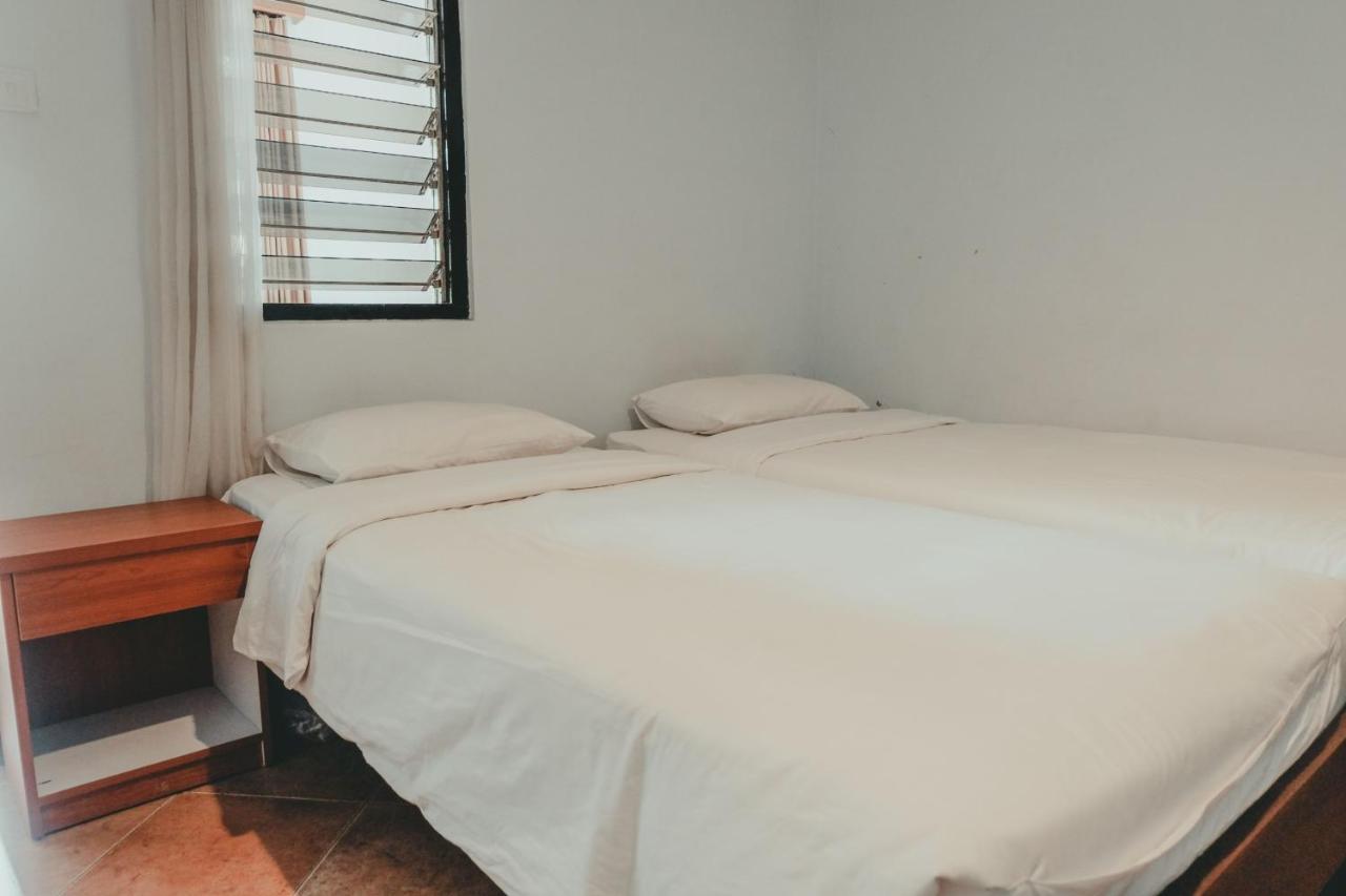 Sekar Arum Riverside Resort In Canggu Tanah Lot Exterior foto