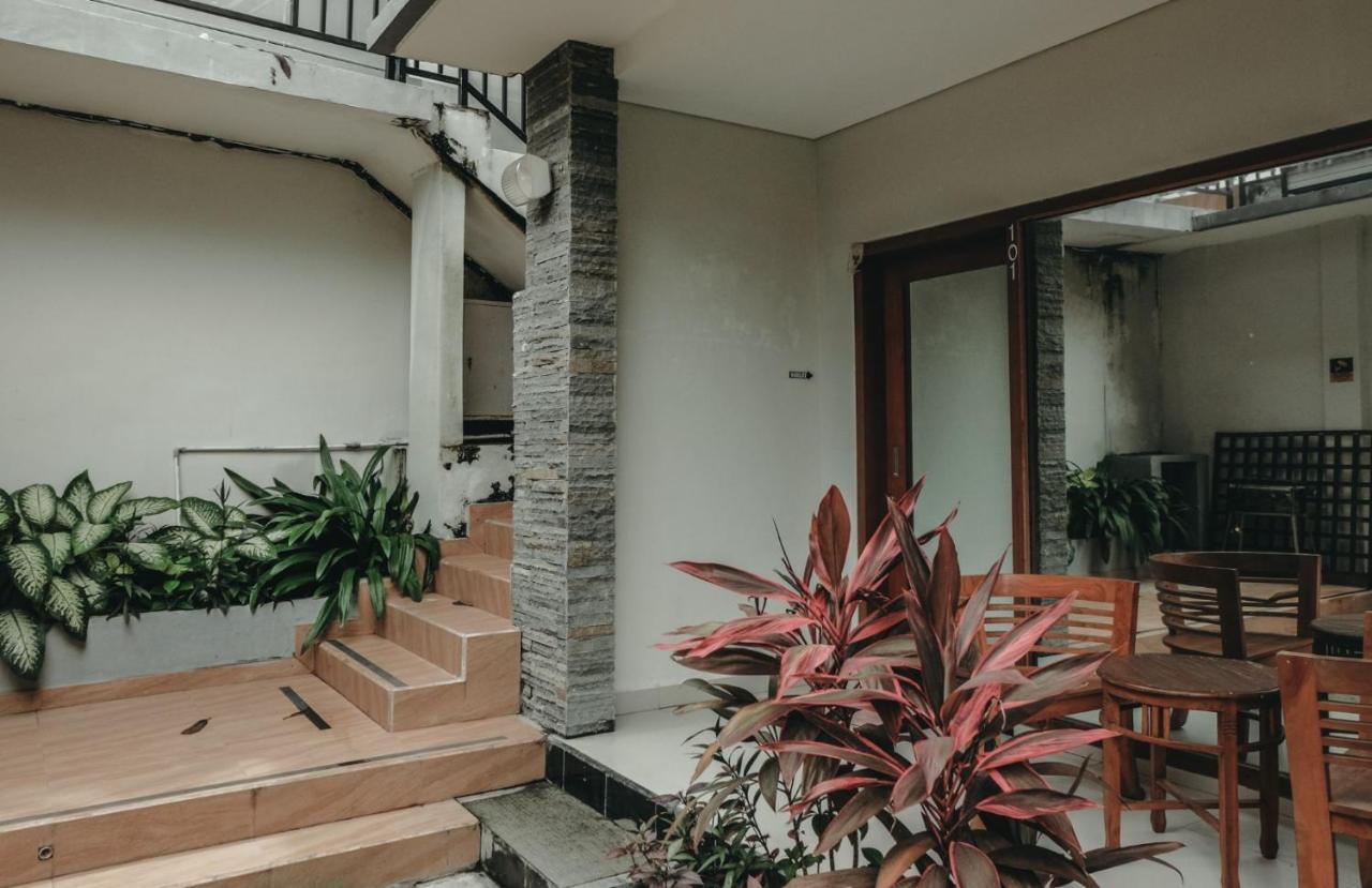 Sekar Arum Riverside Resort In Canggu Tanah Lot Exterior foto