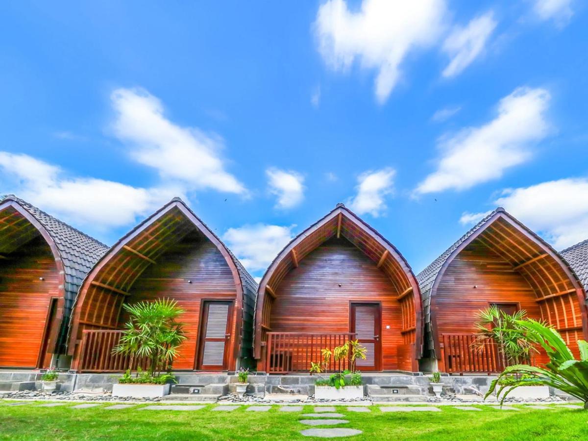 Sekar Arum Riverside Resort In Canggu Tanah Lot Exterior foto